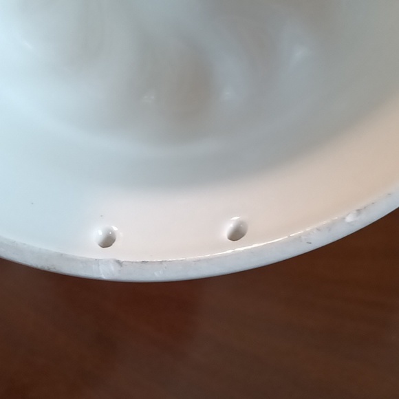 Vintage Ceramic Floral Jello Mould Wall Hanging - Picture 6 of 7